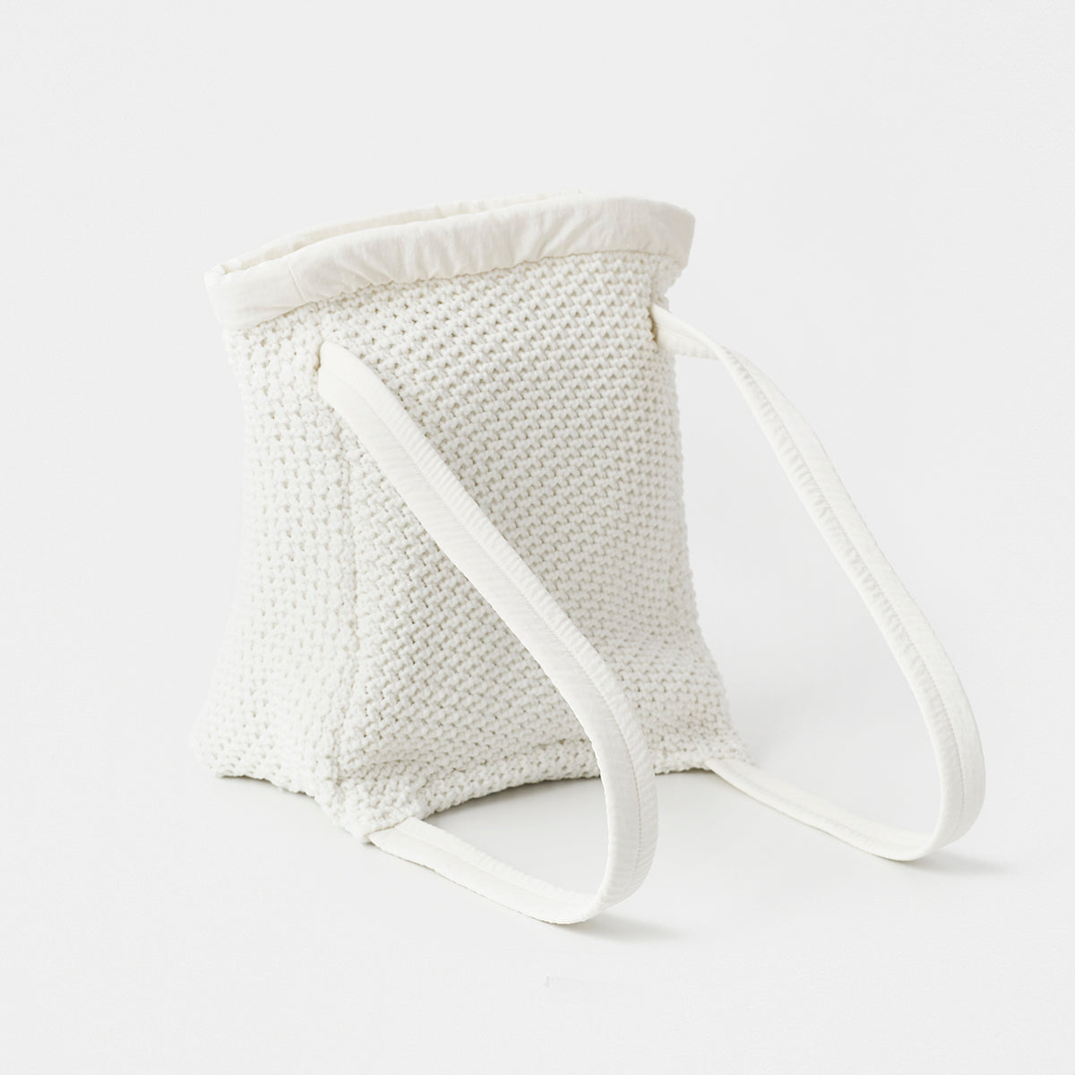 2way knitted bag / back view