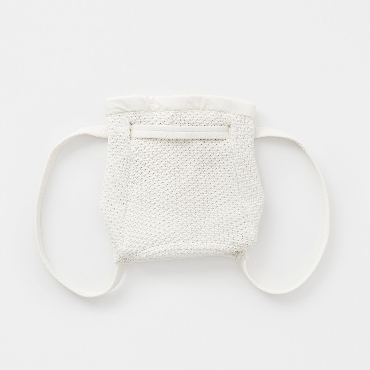 2way knitted bag back view / white